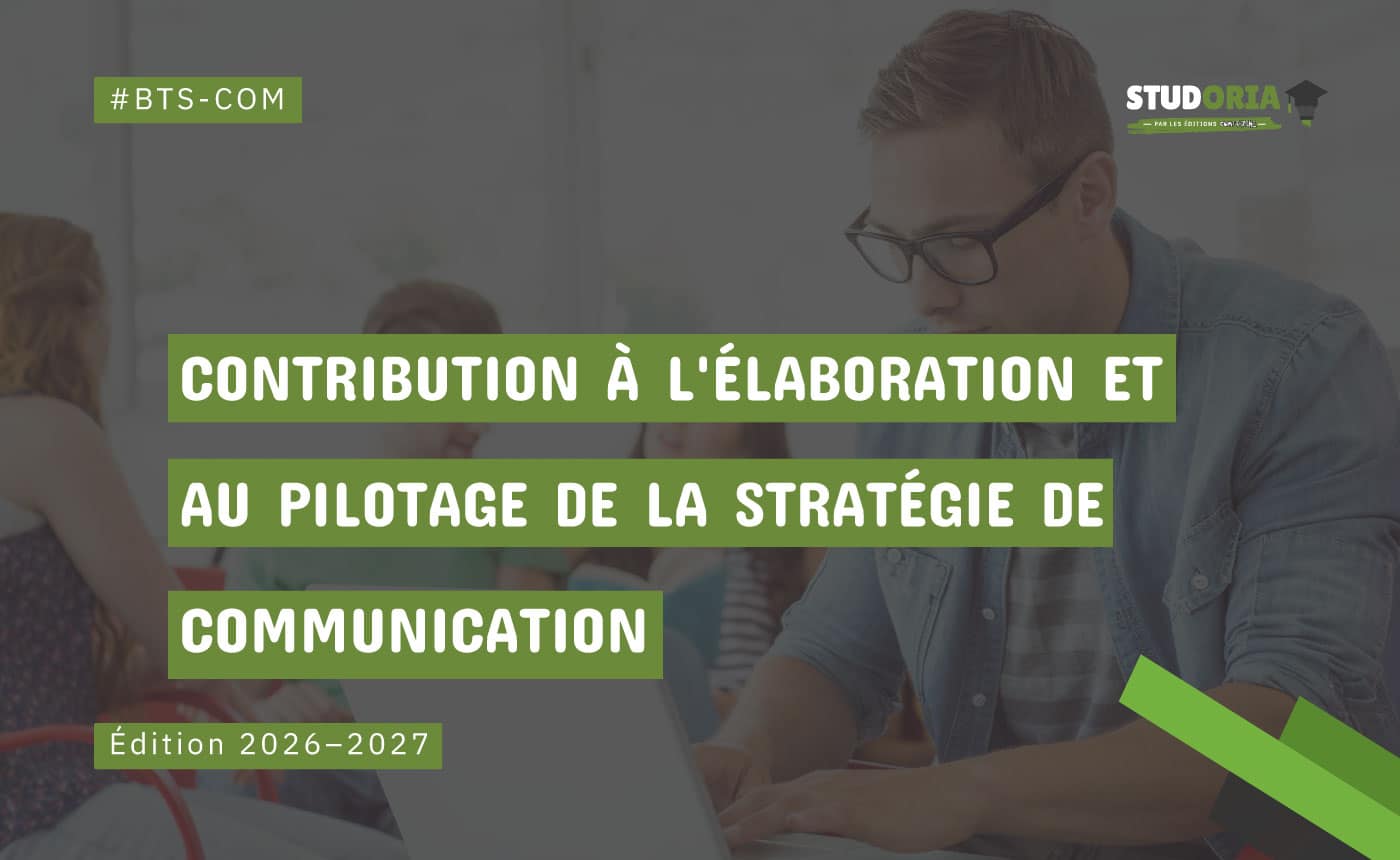 Cover banner for a 2026–2027 edition: French text about contributing to the development and governance of the communication strategy, with a learner in the background.